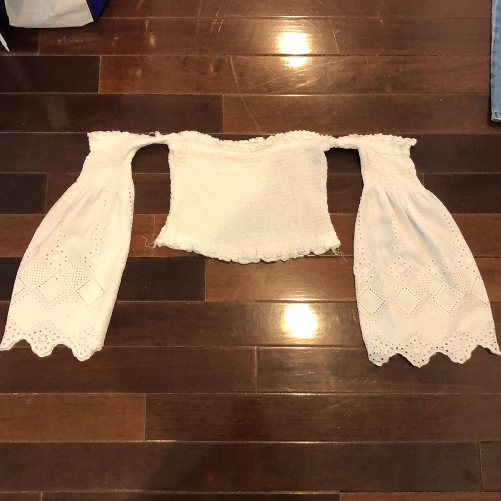 Vintage Havana off the shoulder sleeve smock top